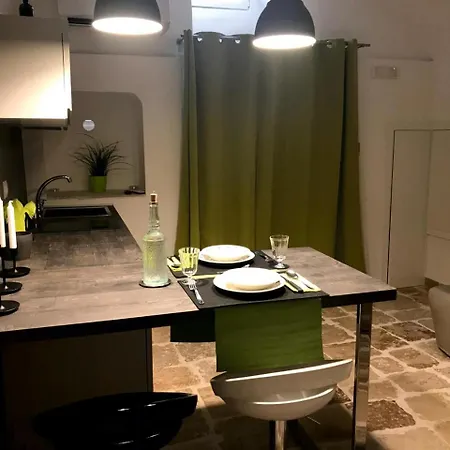 Vakantiehuis Dimora Tritone 51 *